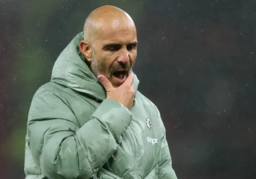 曼联在中场, 怪的比赛 曼联在中场, 怪的比赛